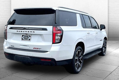 2023 Chevrolet Suburban 4WD RST