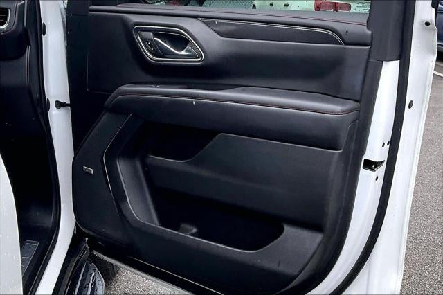 2023 Chevrolet Suburban 4WD RST