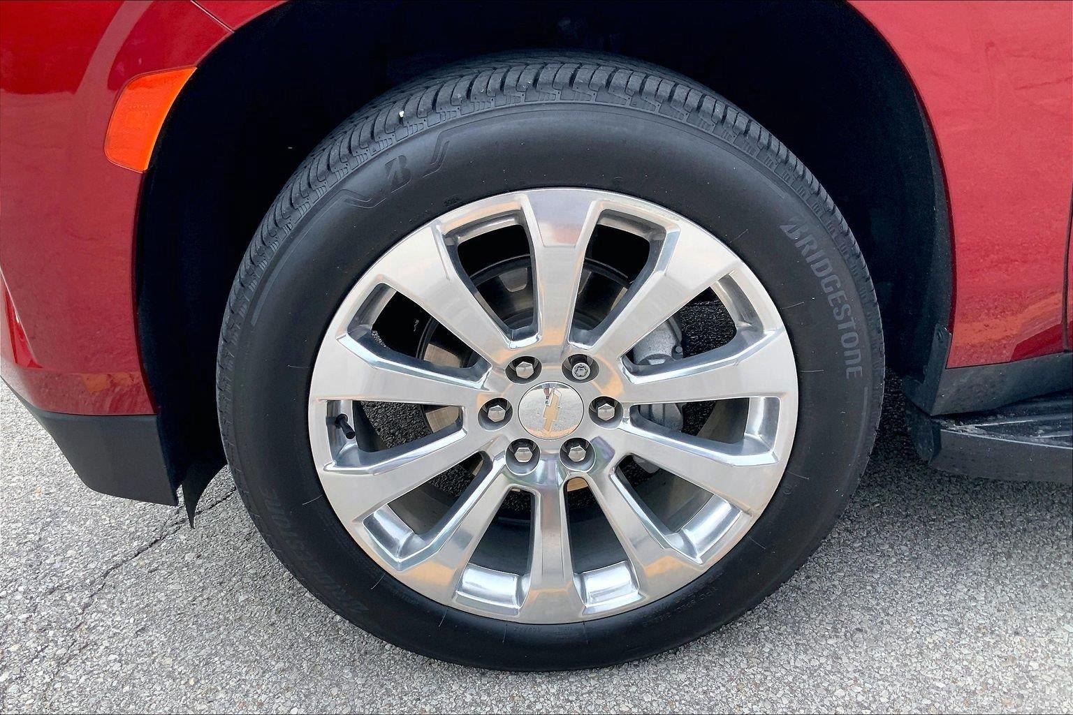 2023 Chevrolet Suburban 4WD Premier