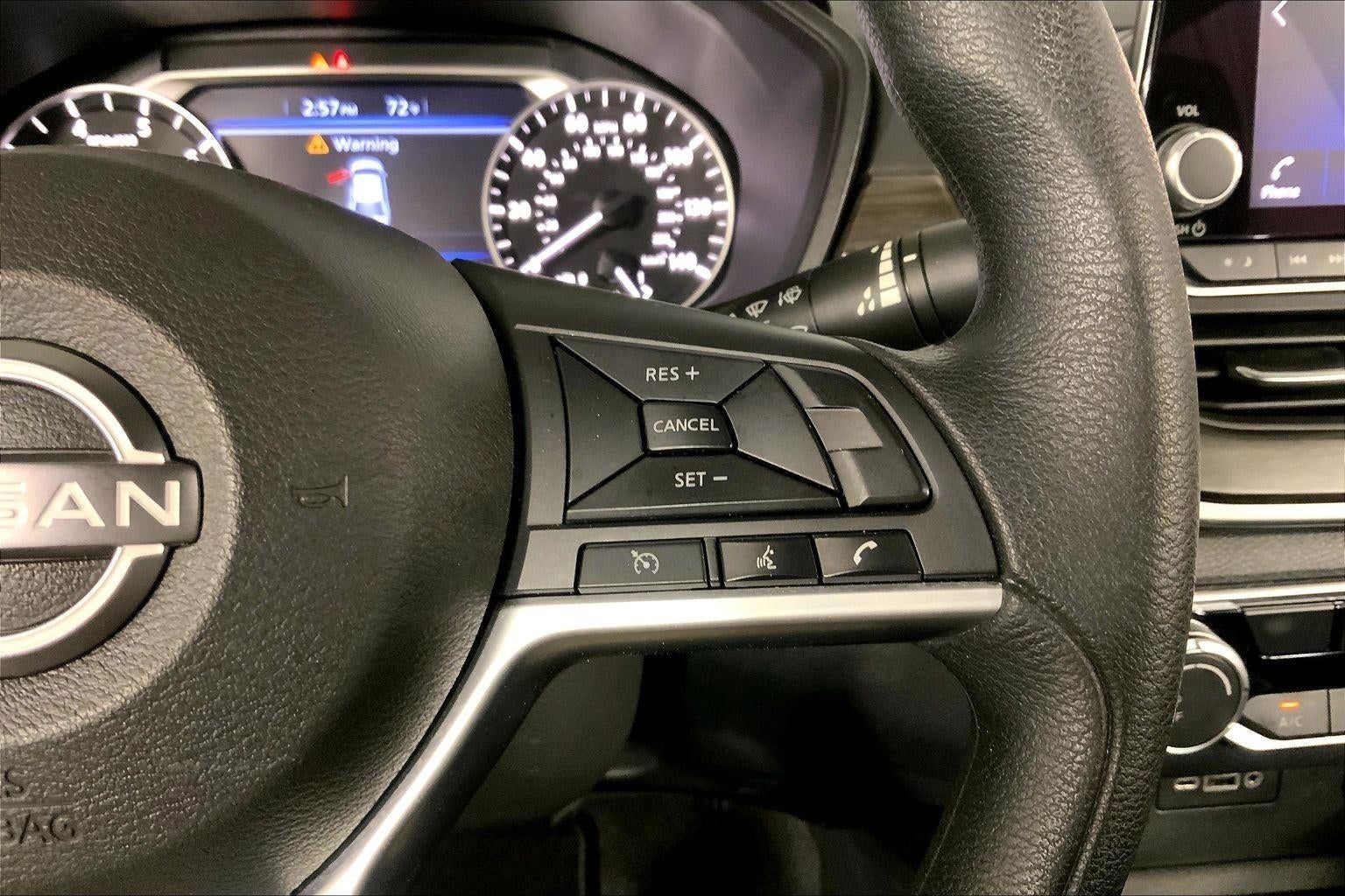 2025 Nissan Altima SV FWD