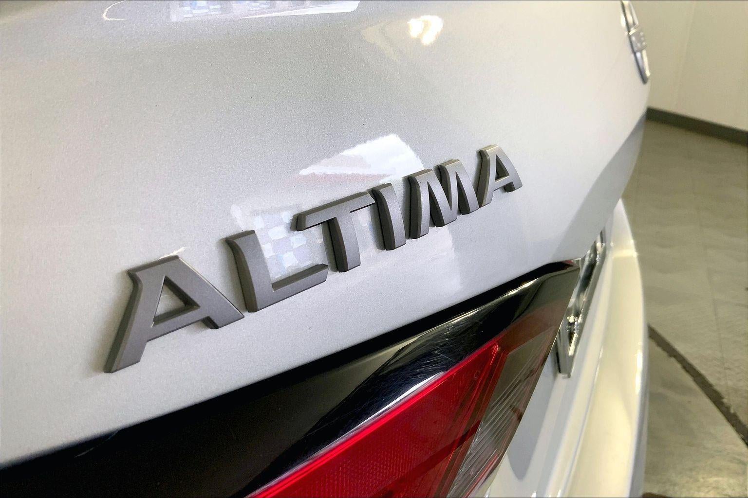 2025 Nissan Altima SV FWD