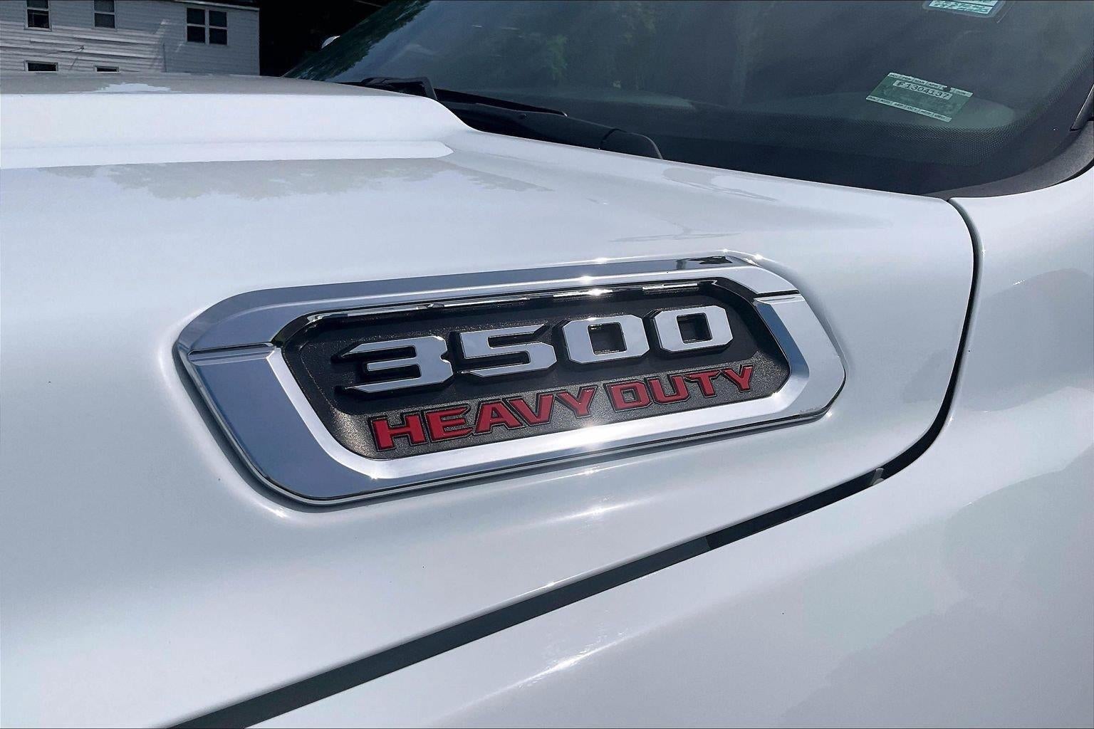 2023 RAM 3500 Limited Longhorn Crew Cab 4x4 8' Box