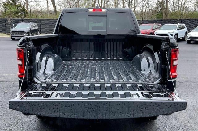 2026 RAM 1500 Warlock Crew Cab 4x4 5'7' Box
