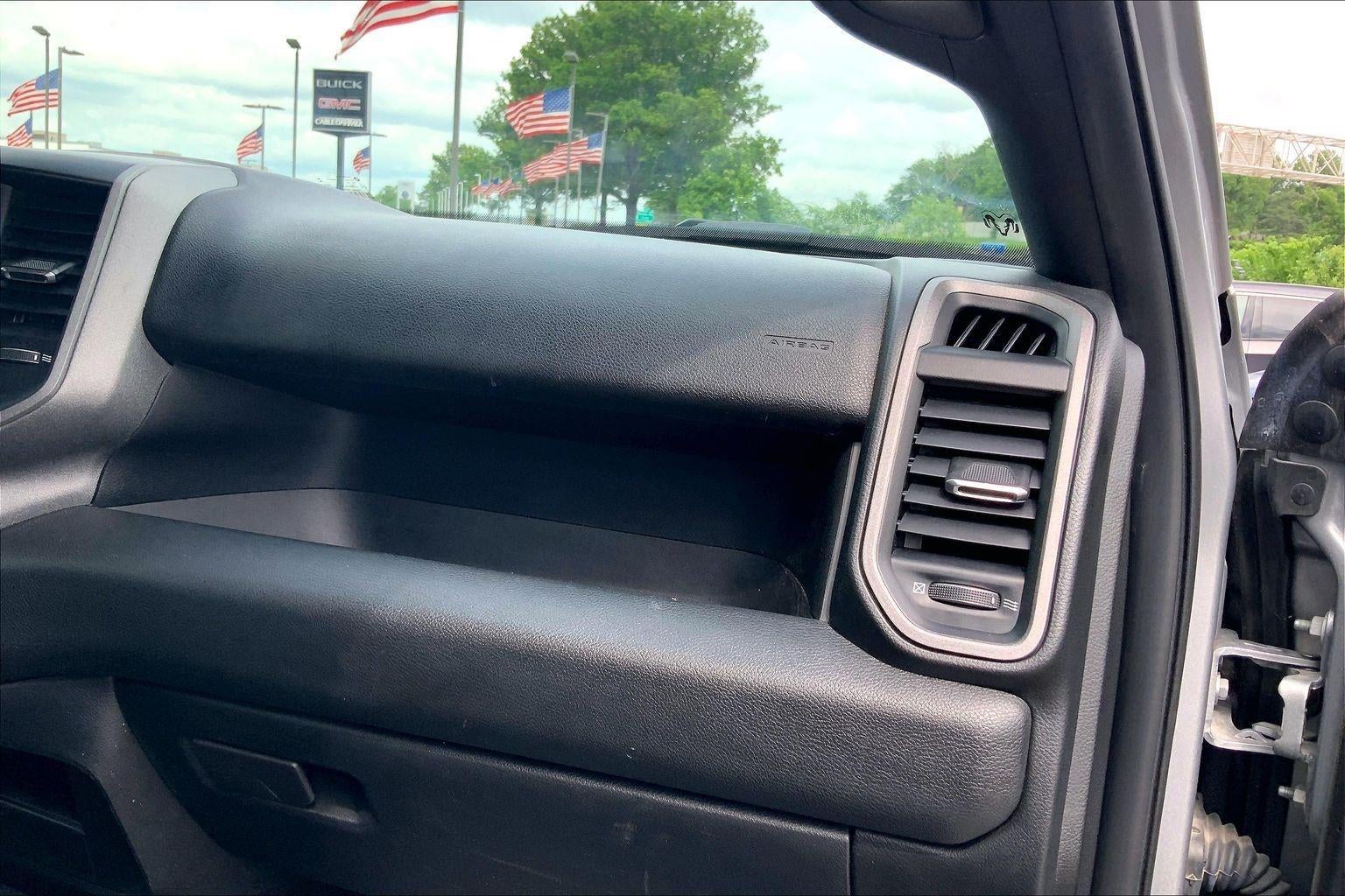 2021 RAM 2500 Tradesman Crew Cab 4x4 6'4' Box