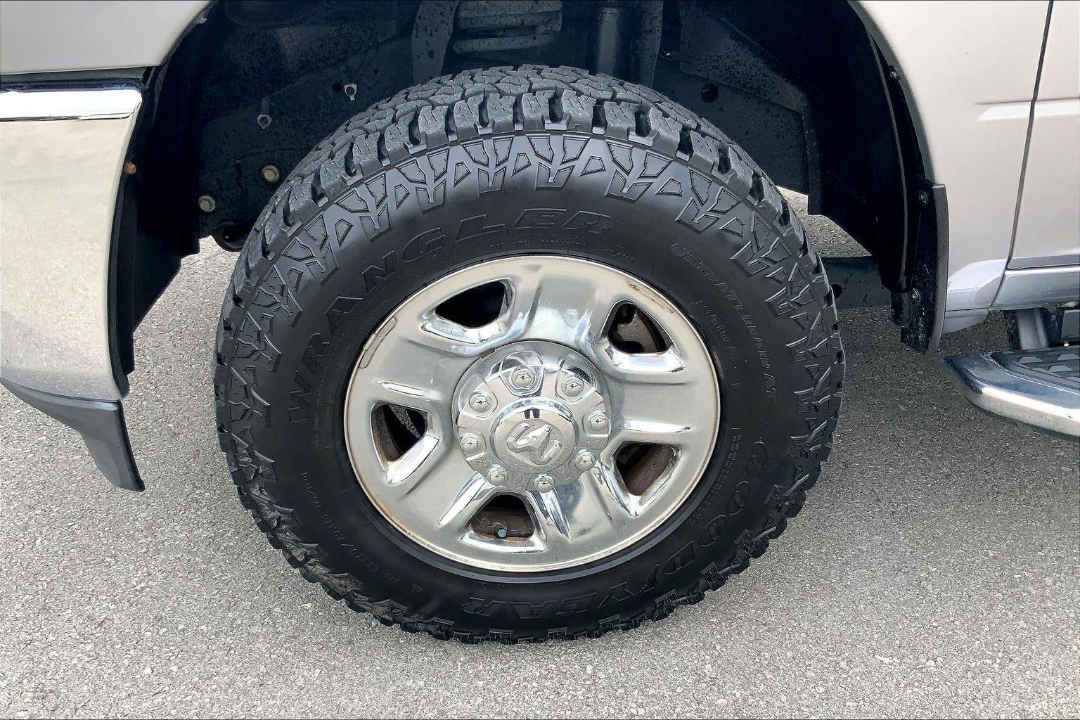 2021 RAM 2500 Tradesman Crew Cab 4x4 6'4' Box