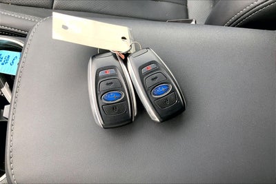 2025 Subaru Outback Touring XT