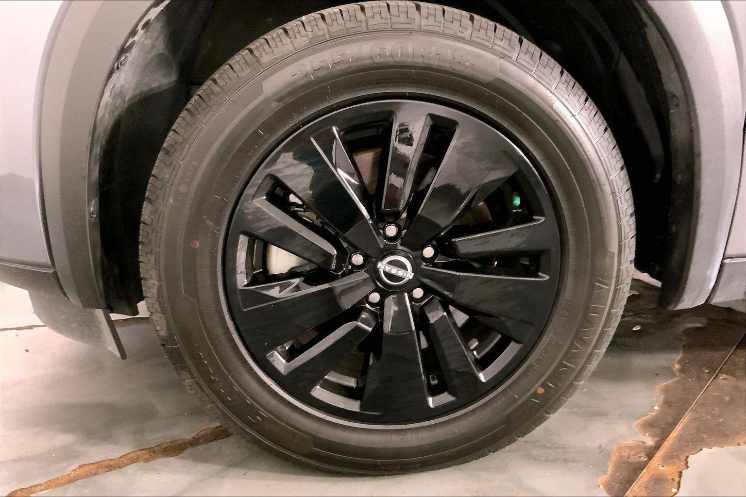 2025 Nissan Pathfinder SV 4WD