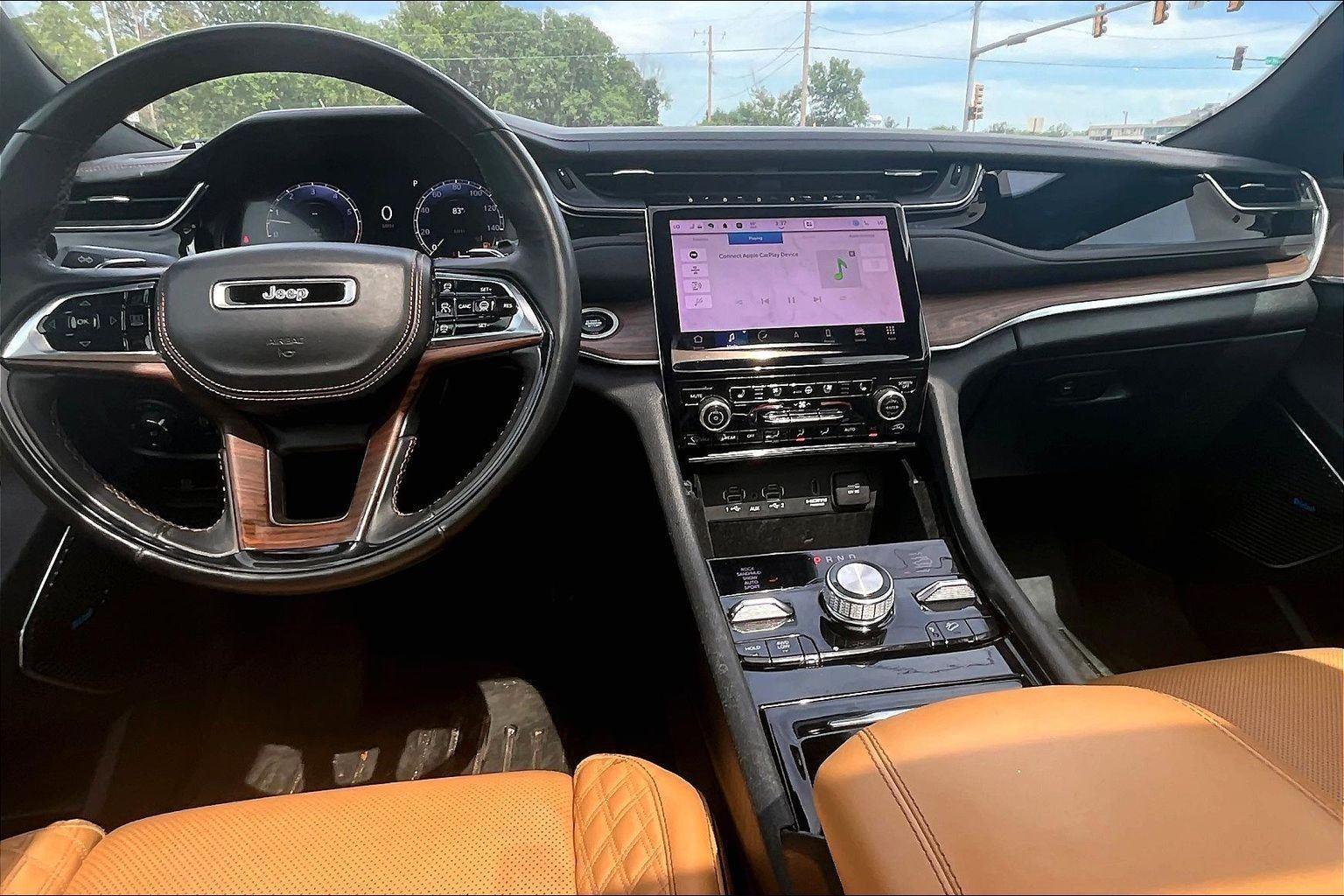 2022 Jeep Grand Cherokee Summit