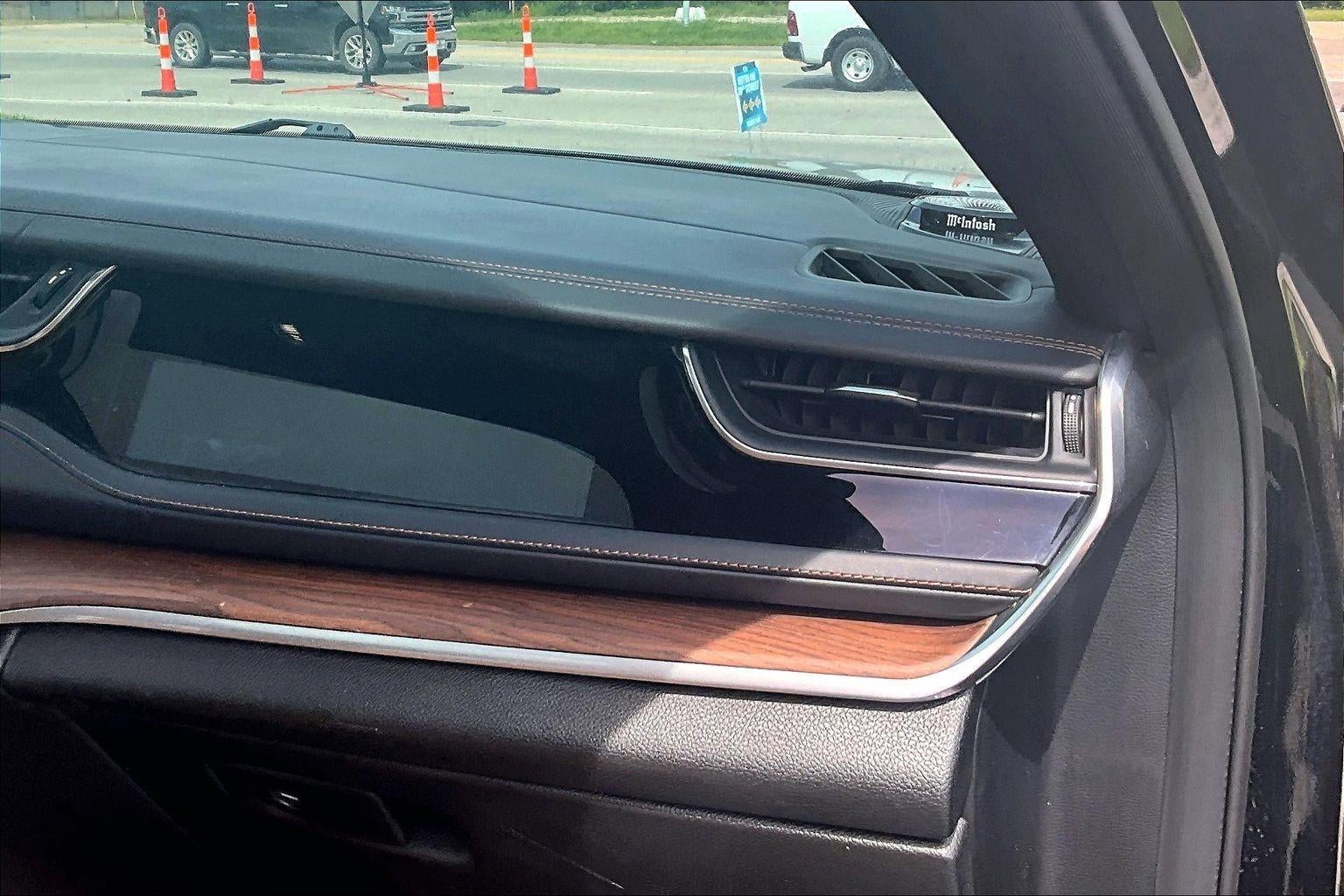 2022 Jeep Grand Cherokee Summit