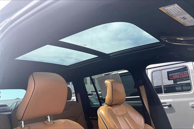 2022 Jeep Grand Cherokee Summit