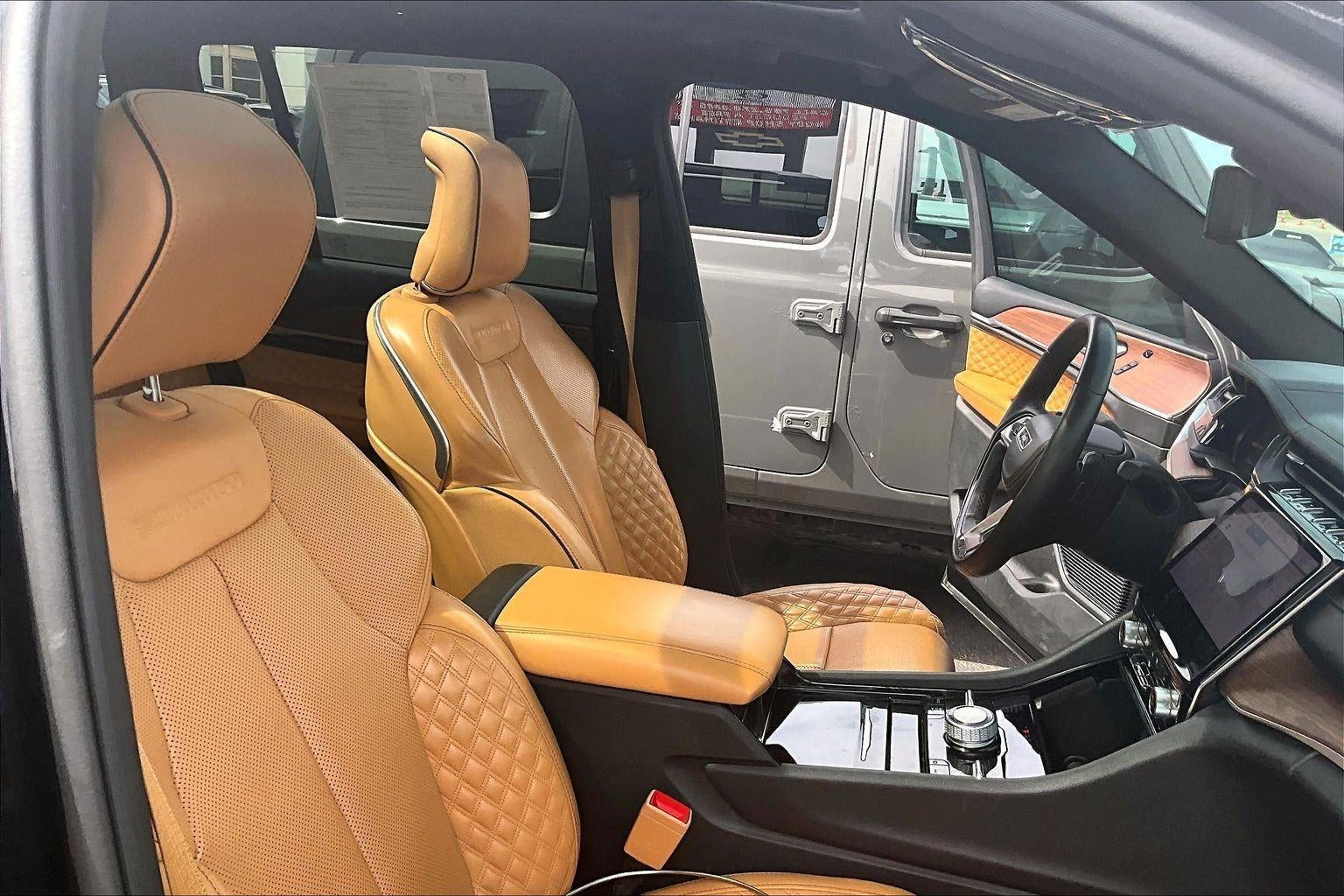 2022 Jeep Grand Cherokee Summit
