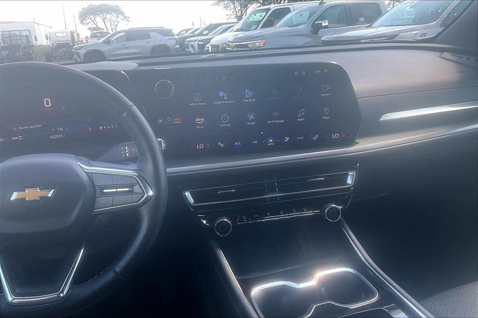 2024 Chevrolet Traverse LT