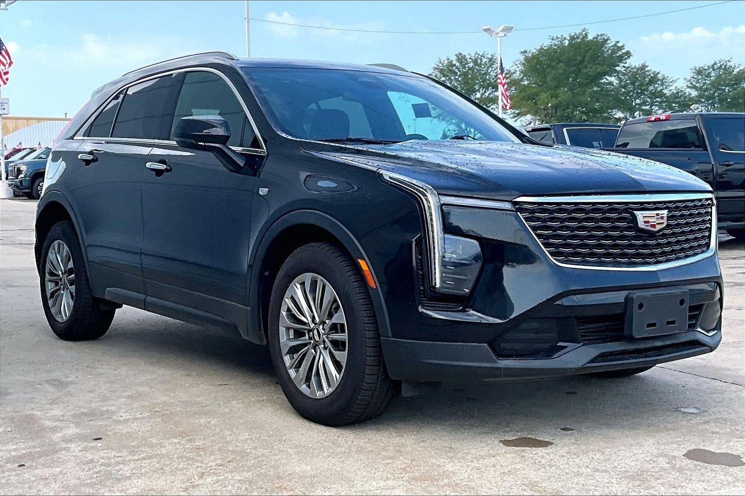 2024 Cadillac XT4 Premium Luxury