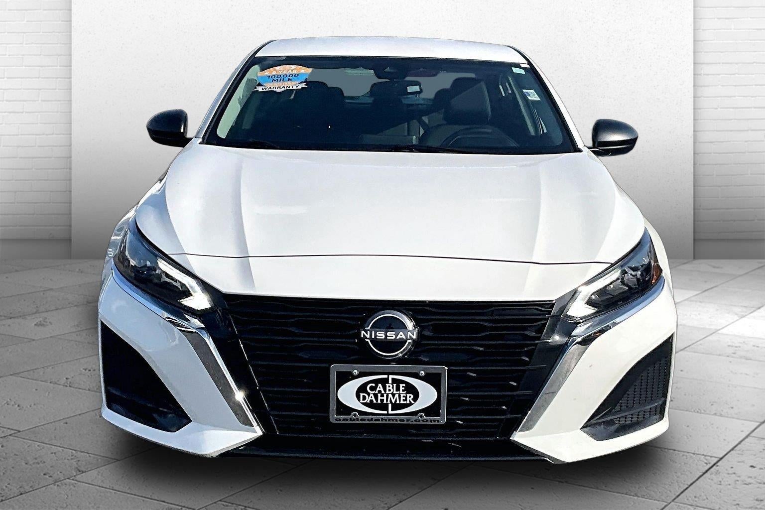Used 2025 Nissan Altima SV with VIN 1N4BL4DV2SN353932 for sale in Kansas City