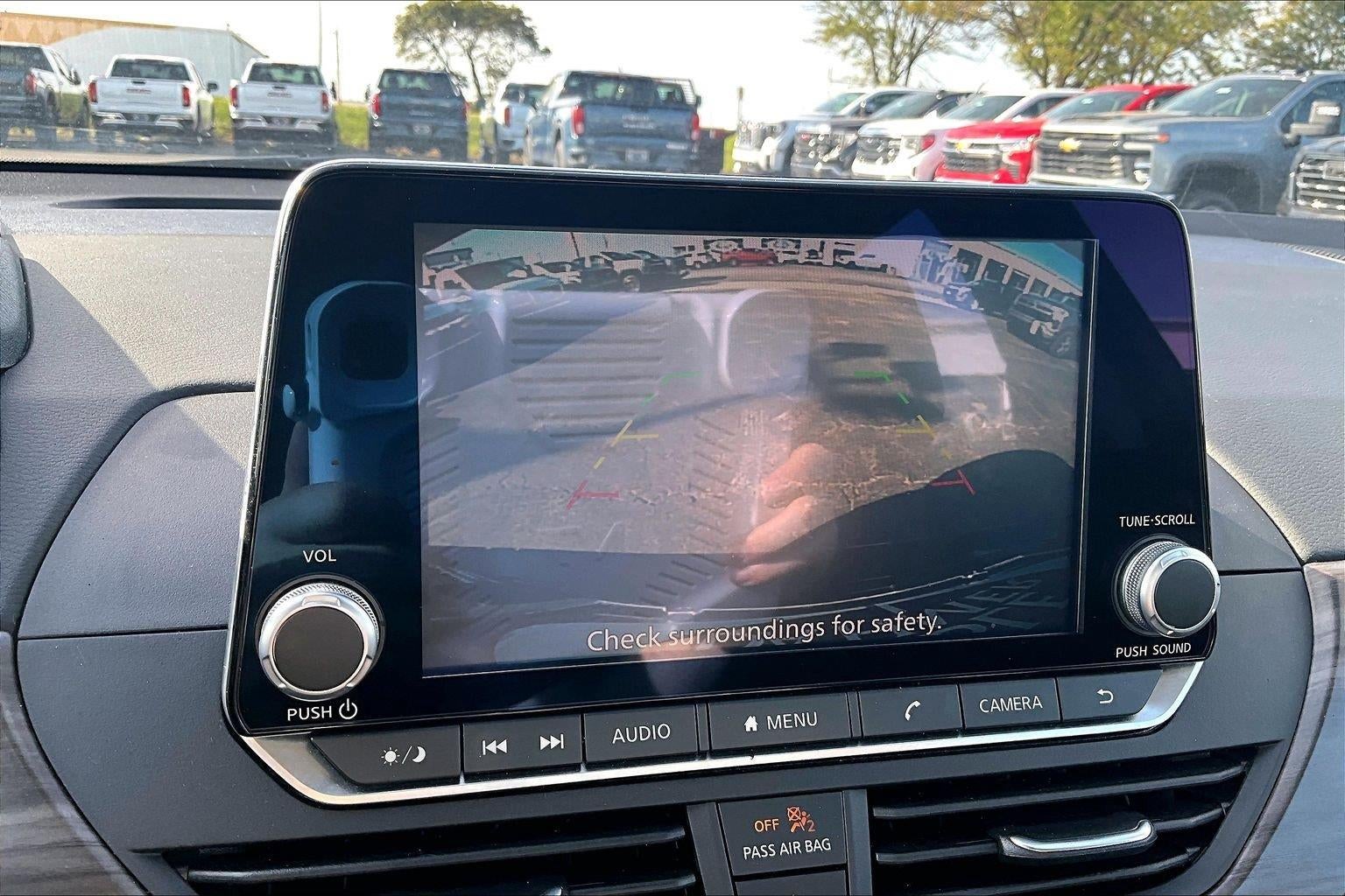 2025 Nissan Altima SV - Photo 22