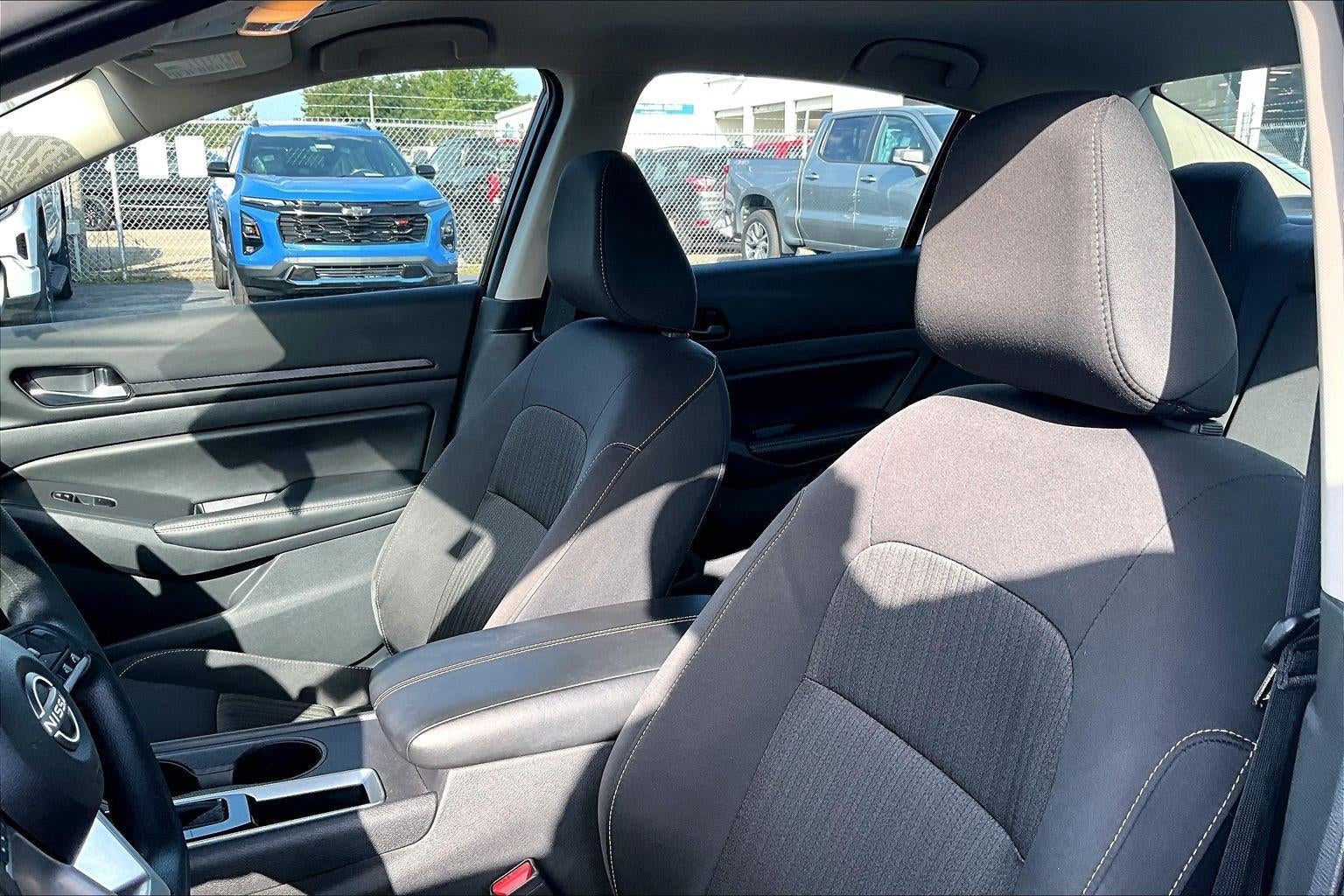 2025 Nissan Altima SV - Photo 23
