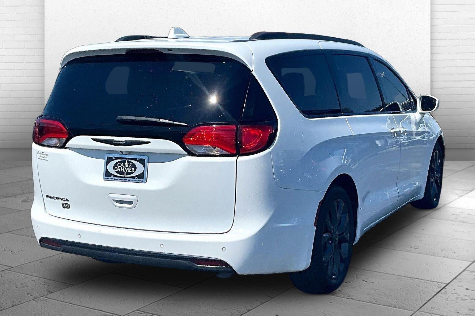 2020 Chrysler Pacifica Touring L Plus 35th Anniversary