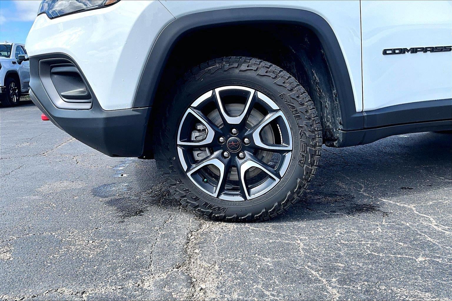 2025 Jeep Compass Trailhawk - Photo 9
