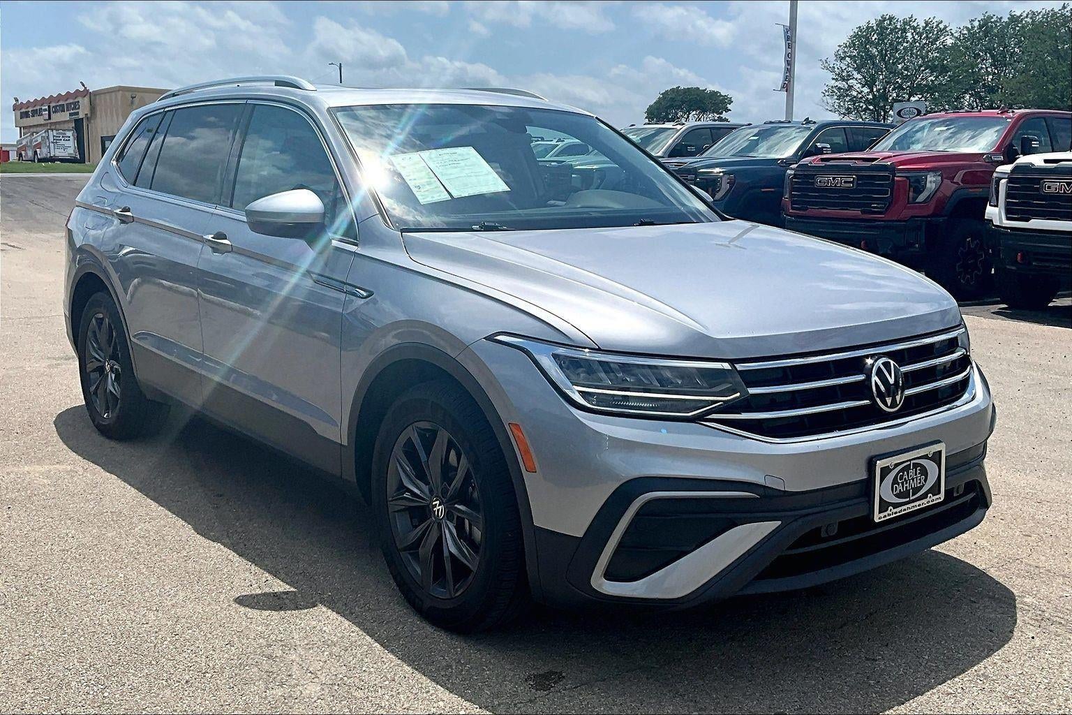 2023 Volkswagen Tiguan SE
