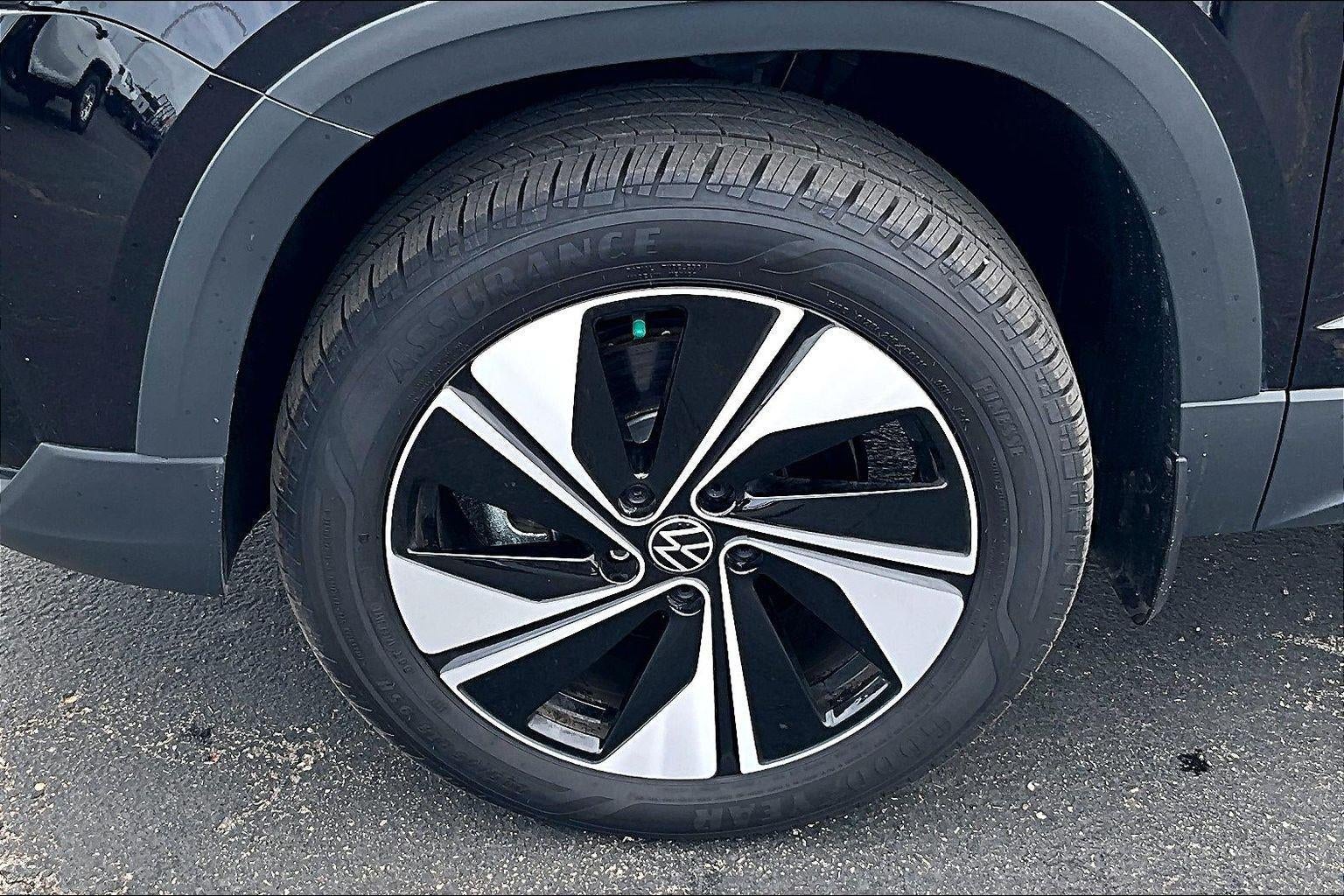 2023 Volkswagen Taos SE