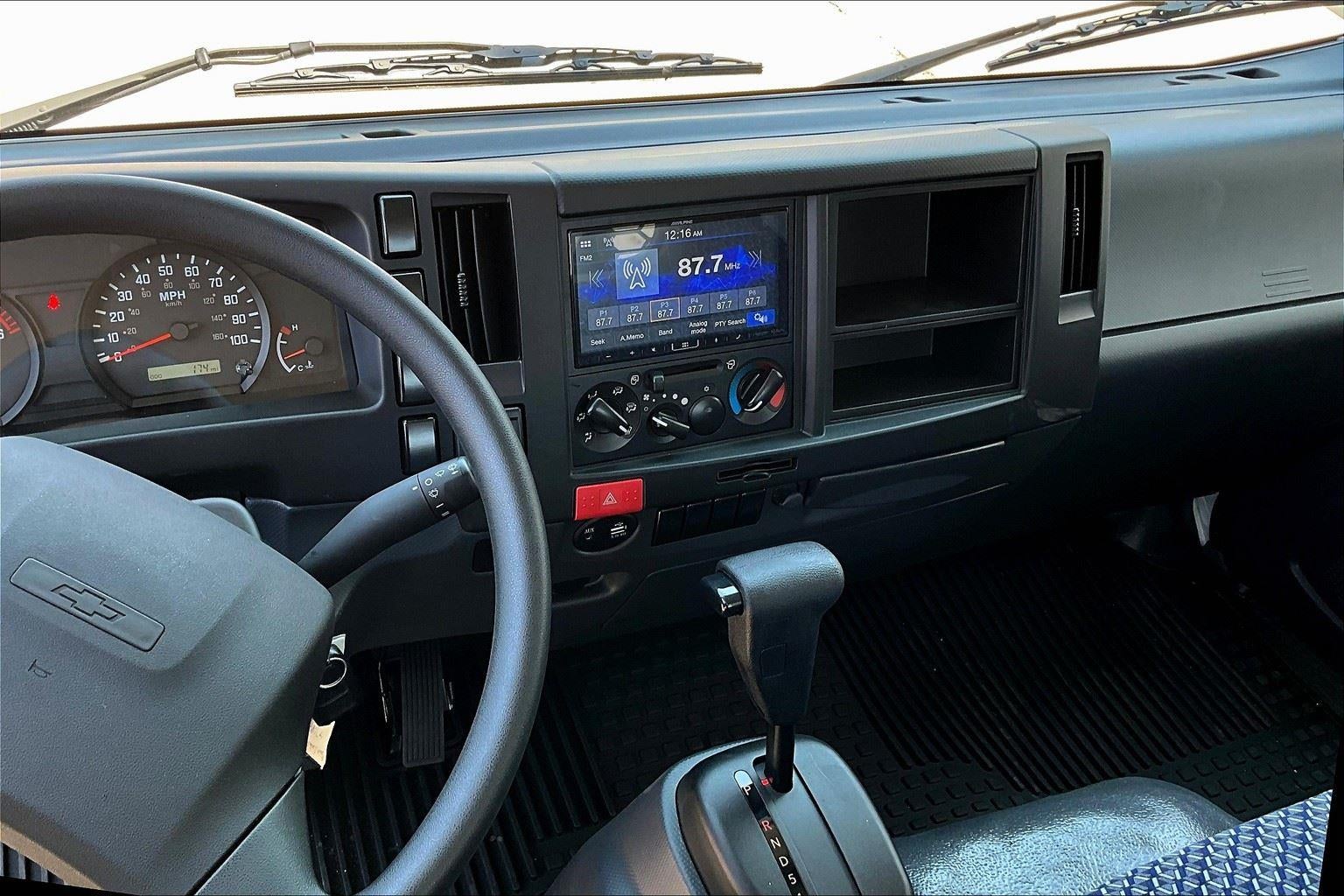 2025 Chevrolet Low Cab Forward 3500 HG Base