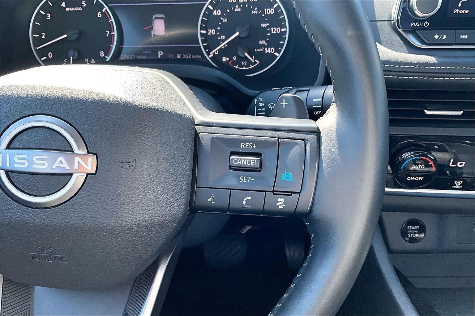 2025 Nissan Rogue SV