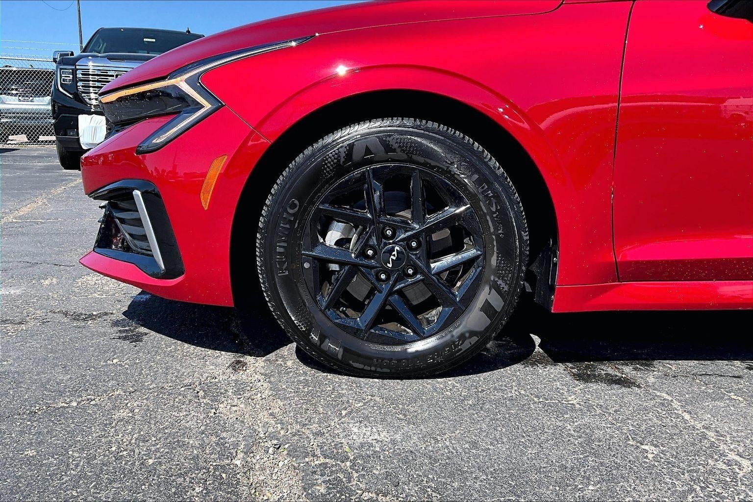2025 Kia K5 LXS