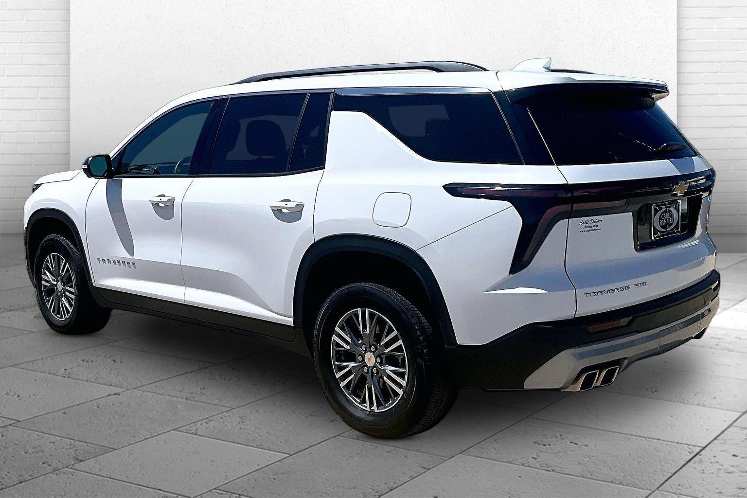2024 Chevrolet Traverse AWD LT
