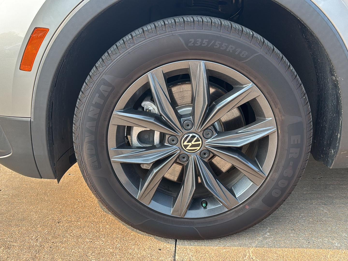 2023 Volkswagen Tiguan SE