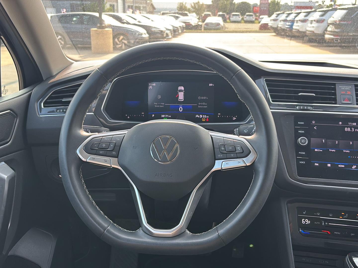 2023 Volkswagen Tiguan SE