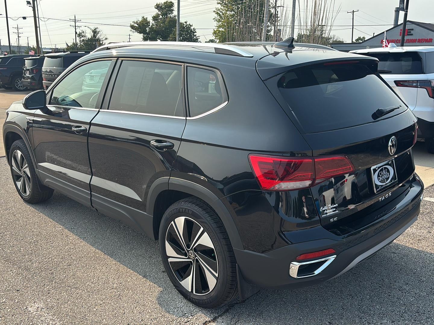 2023 Volkswagen Taos SE