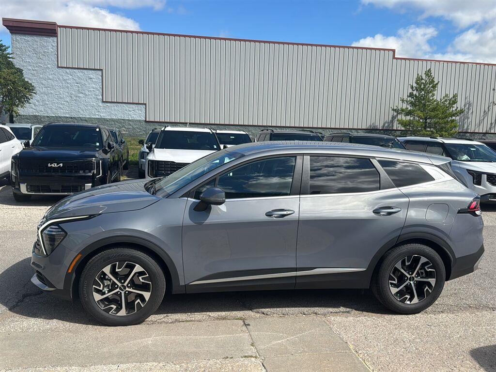 2024 Kia Sportage EX