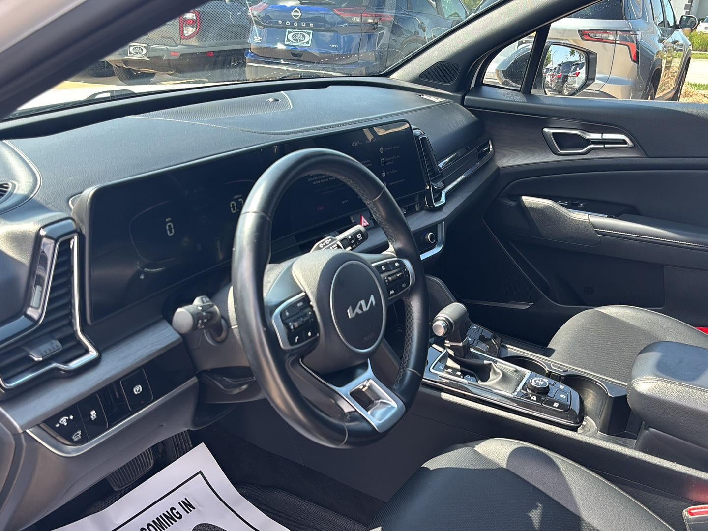 2023 Kia SPORTAGE X-LINE