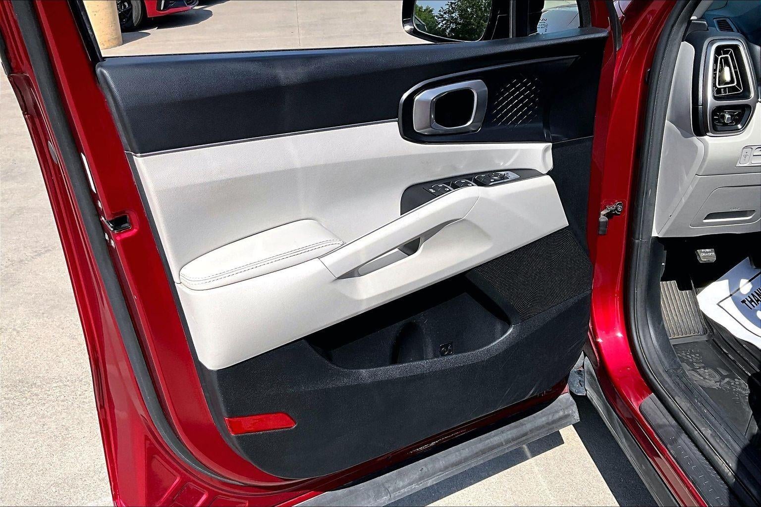 2022 Kia Sorento S