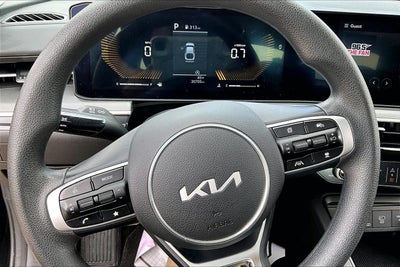 2025 Kia K5 LXS