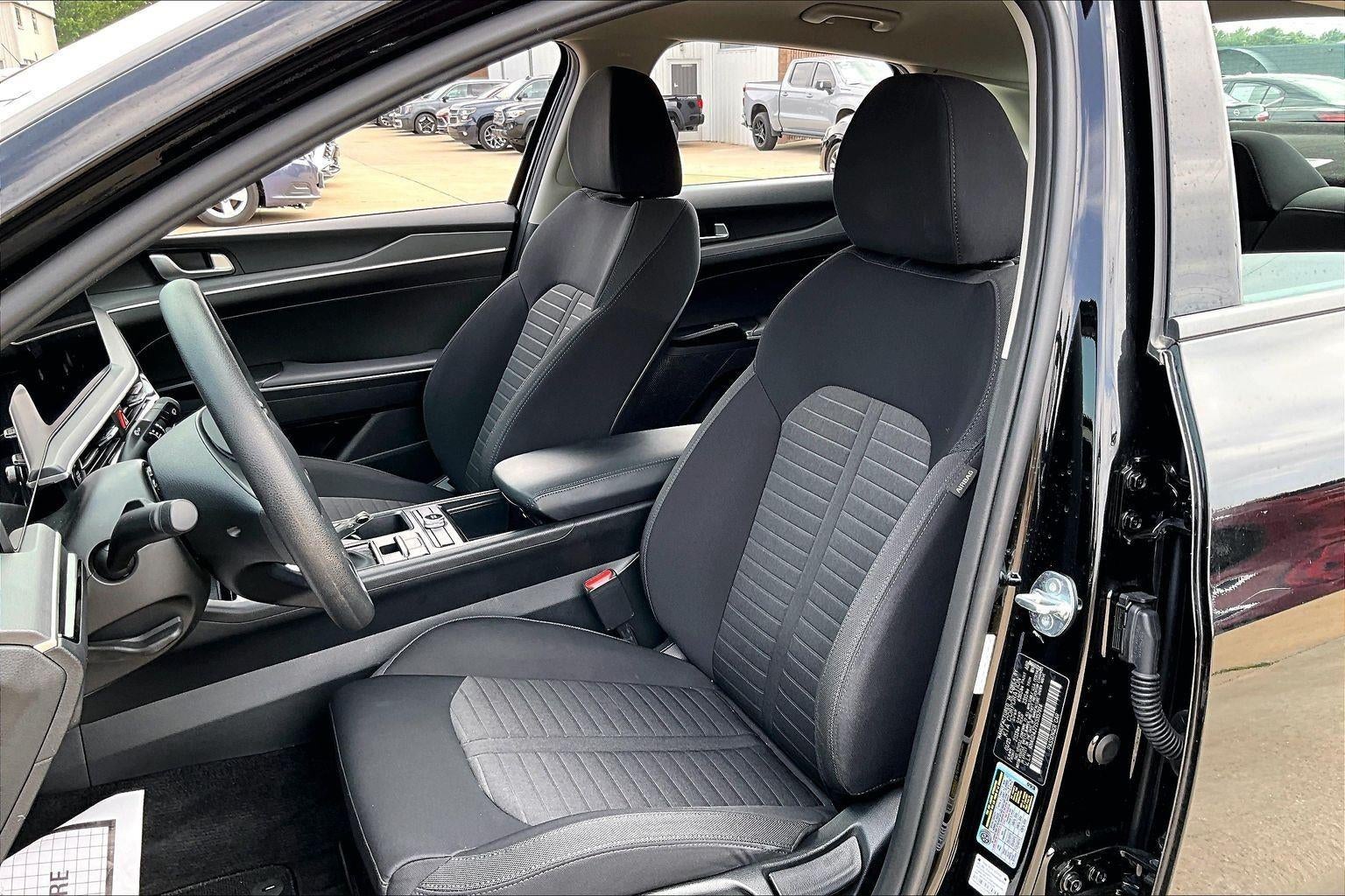 2025 Kia K5 LXS