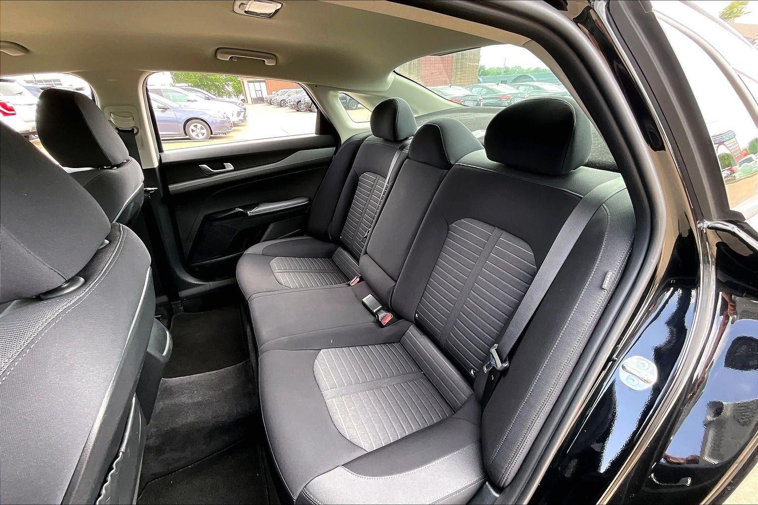 2025 Kia K5 LXS