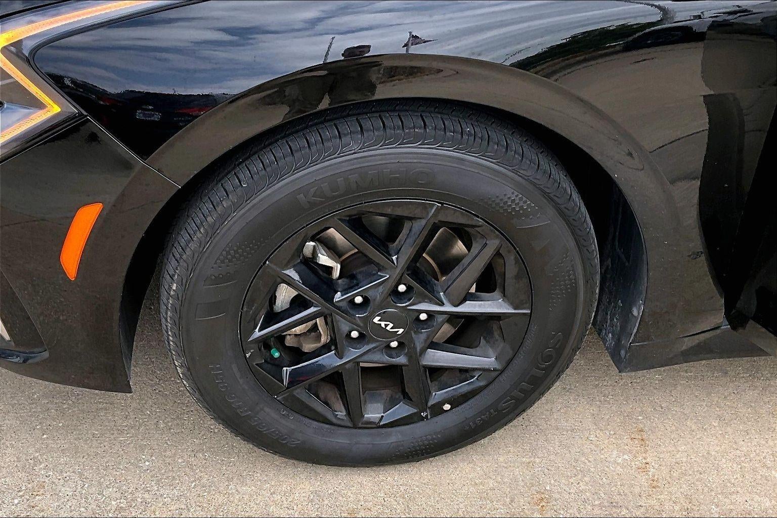 2025 Kia K5 LXS