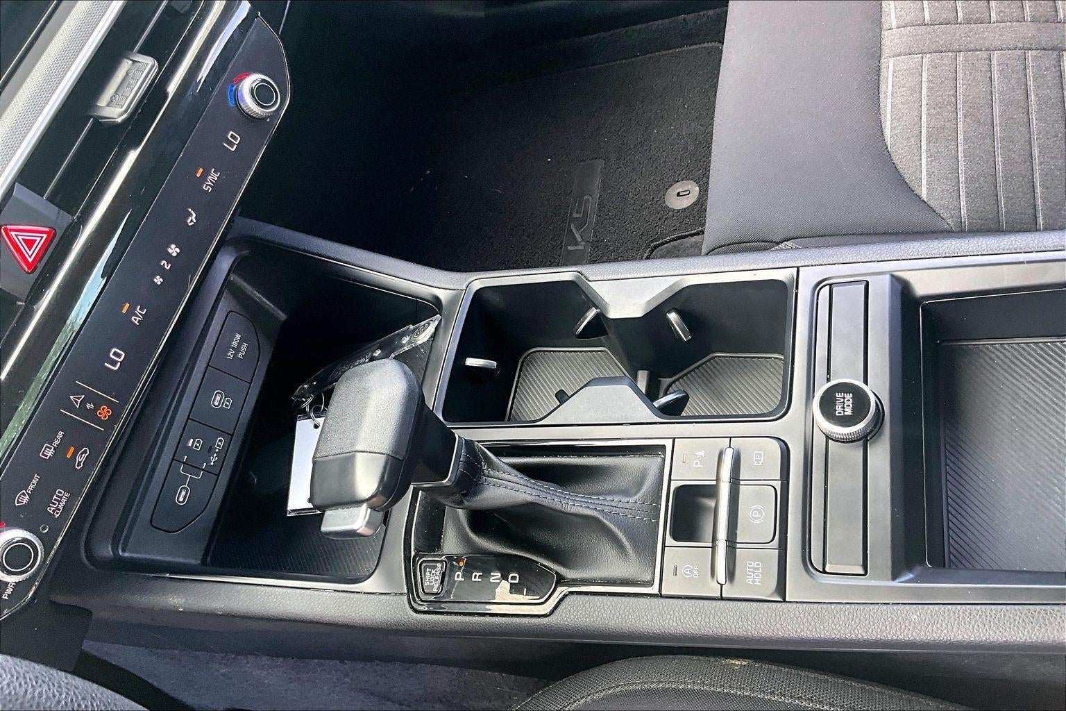 2025 Kia K5 LXS