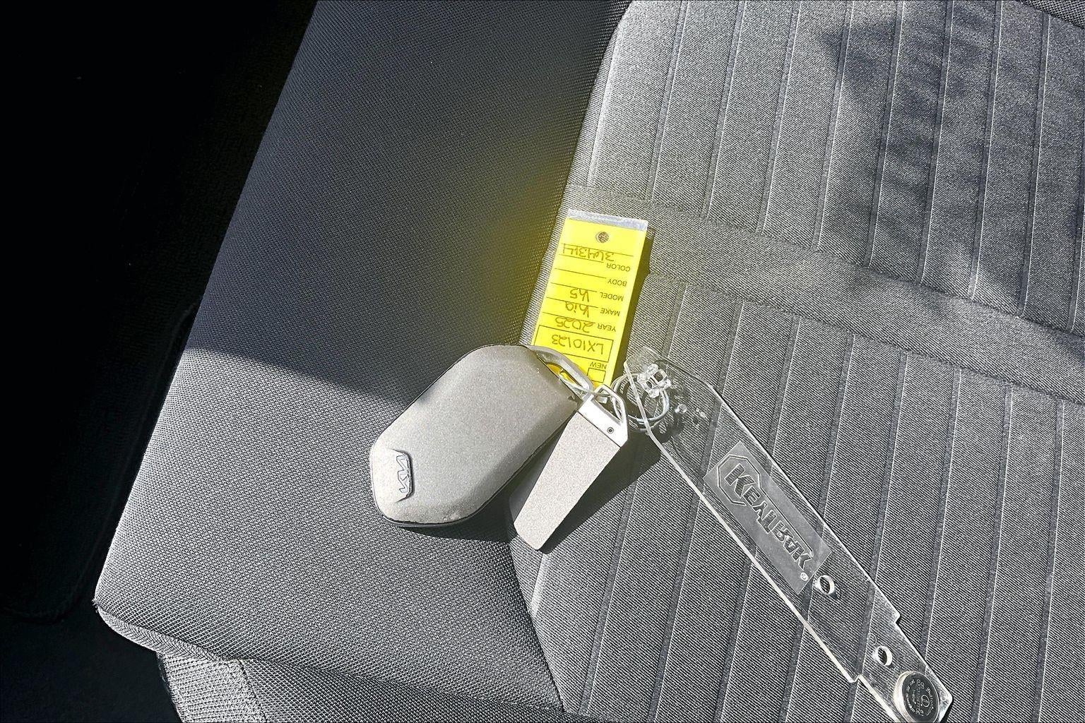 2025 Kia K5 LXS