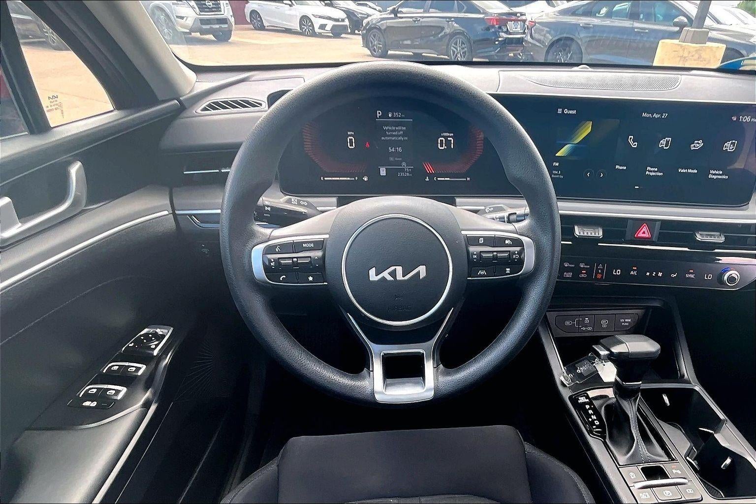 2025 Kia K5 LXS