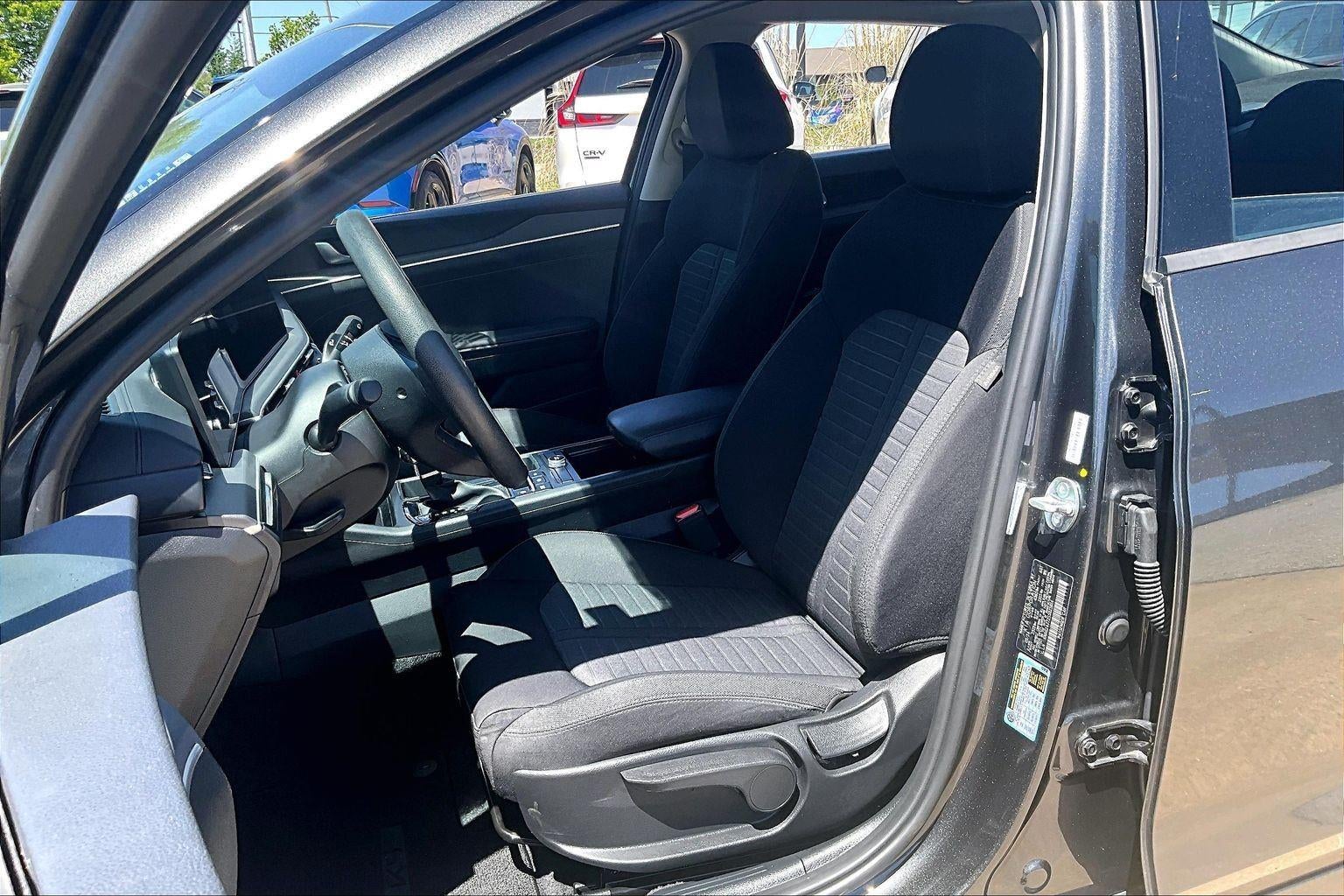 2025 Kia K5 LXS
