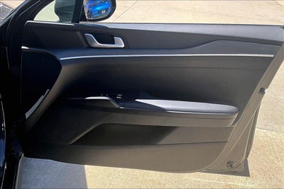 2025 Kia K5 LXS