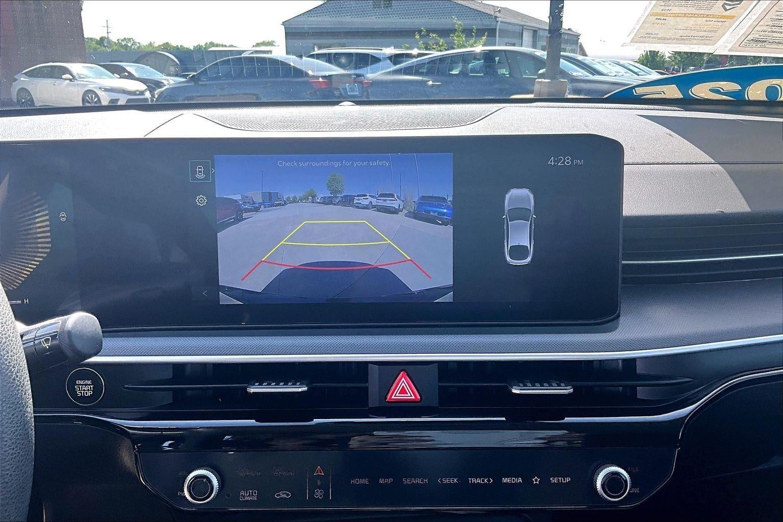 2025 Kia K5 LXS