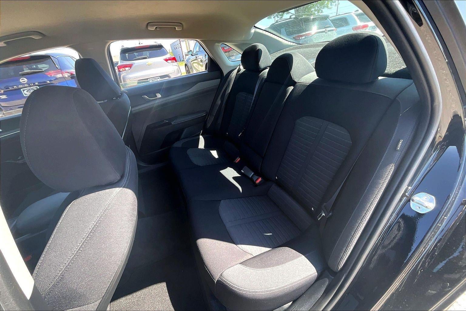 2025 Kia K5 LXS