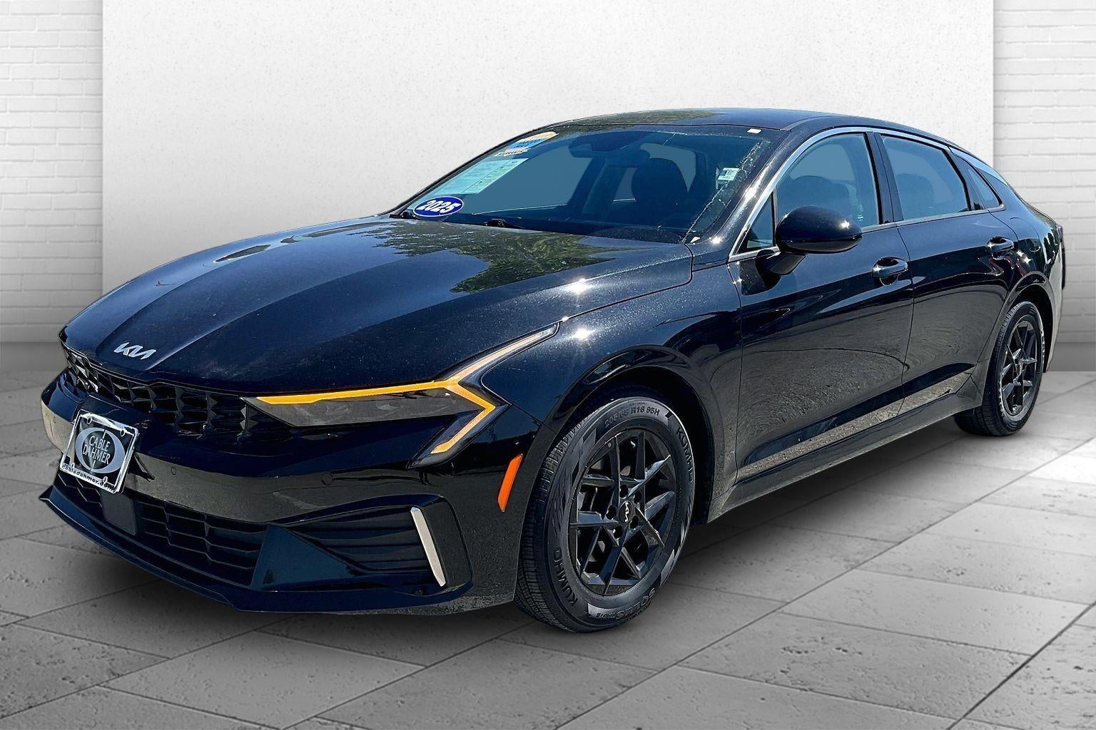 2025 Kia K5 LXS