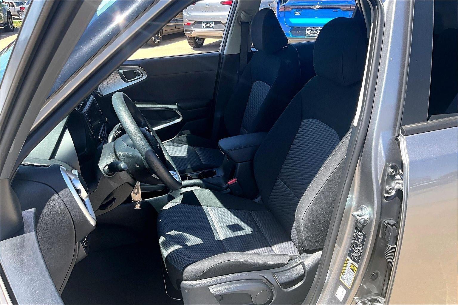2025 Kia Soul LX