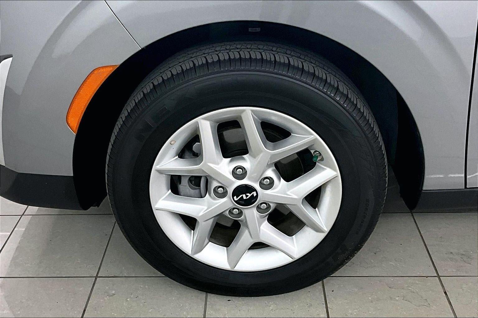 2025 Kia SOUL LX